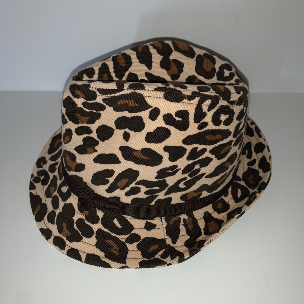 Animal print fedora with brown side ribbon bow tie